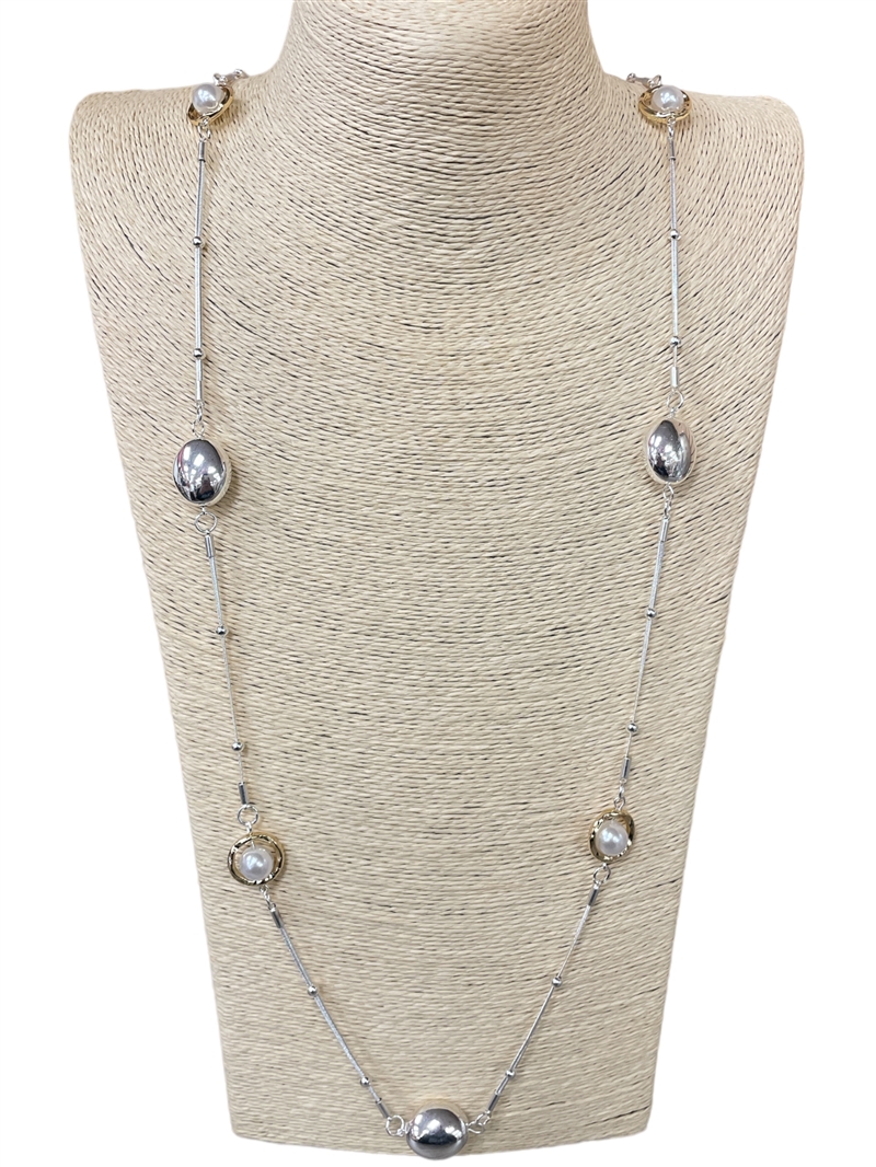 N013501 SMALL CIRCLE PEARL IN CENTER  NECKLACE
