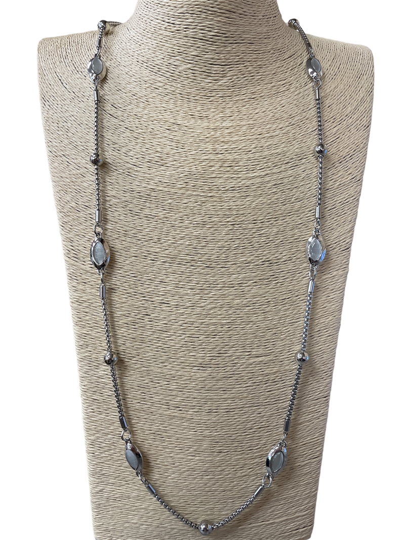 N013522  BEADED WHITE  STONE  NECKLACE
