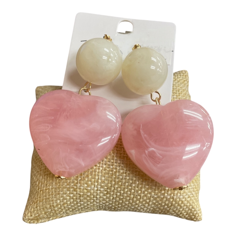 N0E4821 PINK ACRYLIC HEART CHUNKY EARRINGS