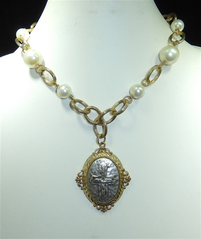 N2457 ANTIQUE CHAIN PEARL NECKLACE