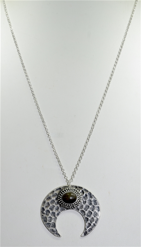 N3971 HAMMERED CRESCENT CHAIN NECKLACE