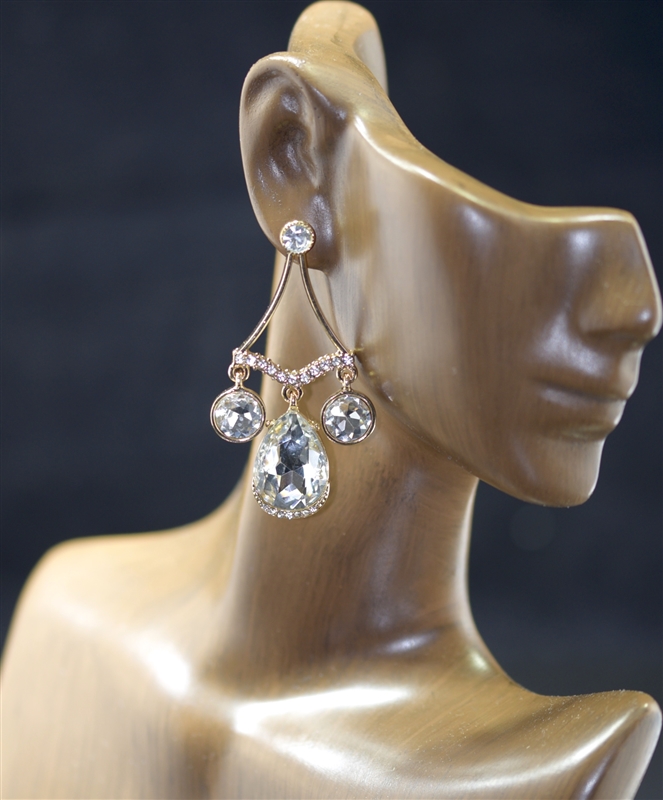 NE1126 CRYSTAL/RHINESTONE DANGLE EARRINGS