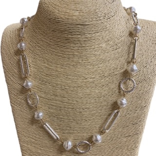 NJ70824-1  ''18'' GEOMETRIC  CHAIN WITH PEARL SHORT NECKLACE