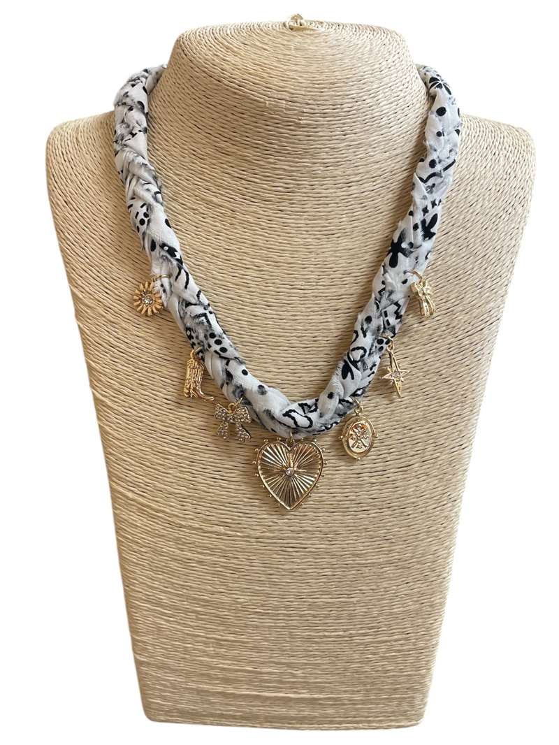 NUN7893  HEARTS CHARMS & WHITE BLACK  SCARF NECKLACE