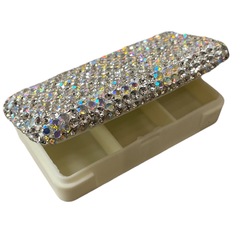 P106AB  SMALL AB  RHINESTONE 3 COMPARTMENT PILL CASE