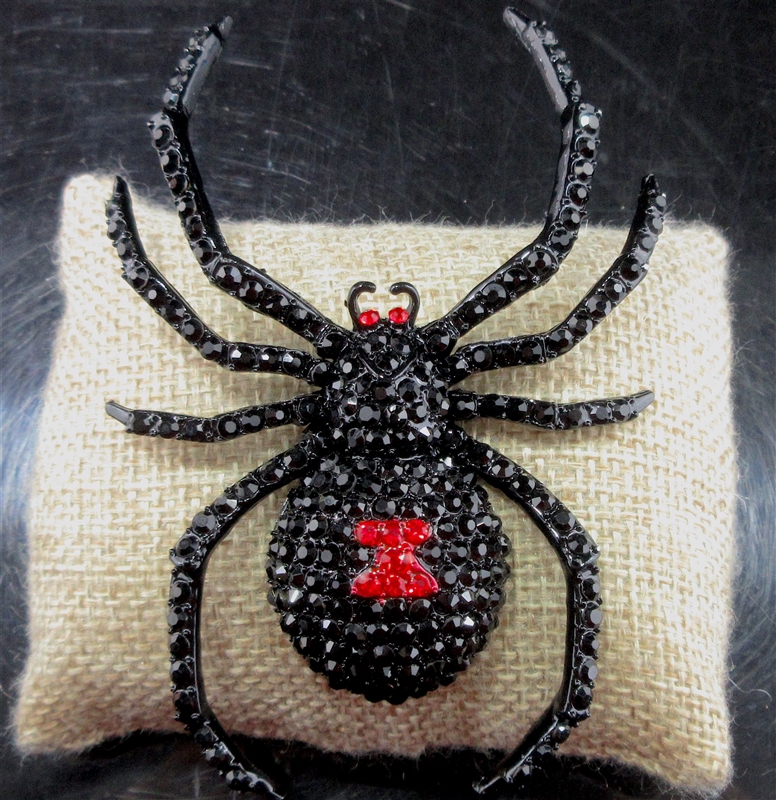 SPIDER BROOCH