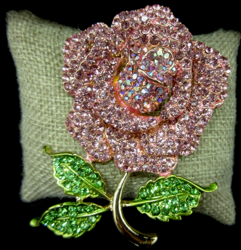 FLOWER BROOCH