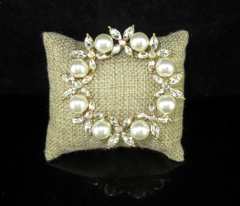 P1351 RHINESTONE/PEARL FLOWERS BROOCH