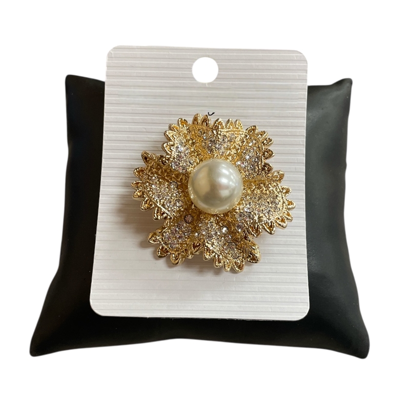P1540   FLOWER  RHINESTONE PEARL IN CENTER PIN BROOCH