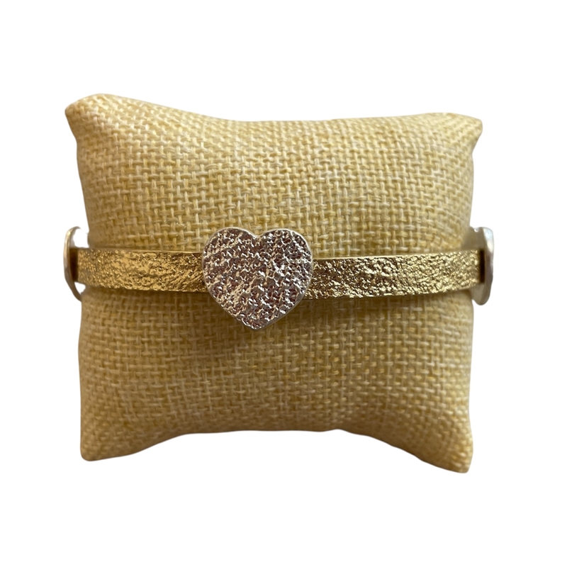 QB2551 MATTE TWO TONE TEXTURED HEART STRETCH BRACELET