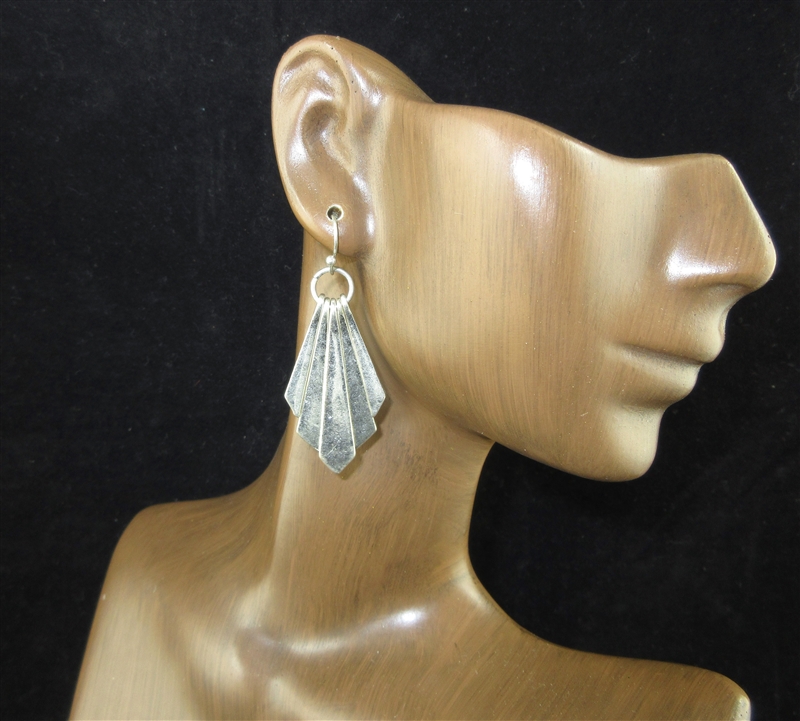 QE-5066 ANTIQUE HAMMERED SILVER DANGLE EARRINGS