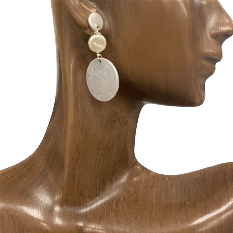 QE-5274 PEARL & HAMMERED EARRINGS