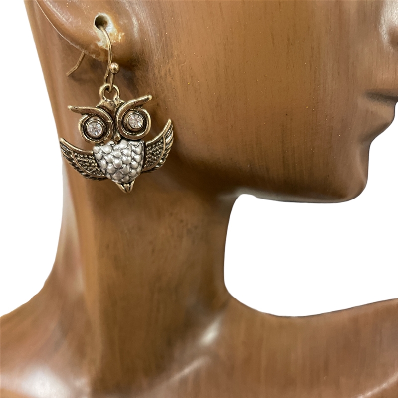 QE-6139 ANTIQUE  OWL SMALL EARRINGS