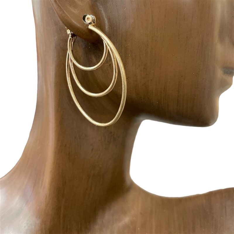 QE2013 MULTI LAYERED OVAL HOOP EARRINGS