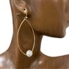 QE2388 TEXTURE OVAL BALL IN CENTER EARRINGS