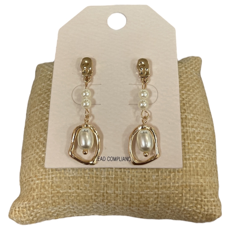 QE2567 DANGLE PEARL EARRINGS