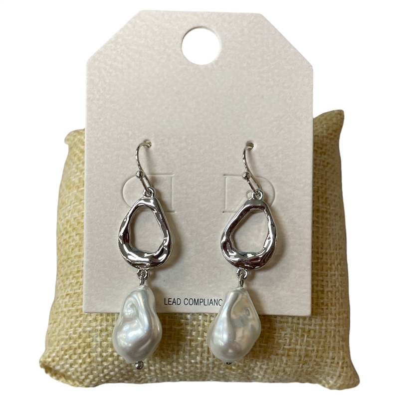 QE2686 SILVER DANLGE PEARL DROP EARRINGS