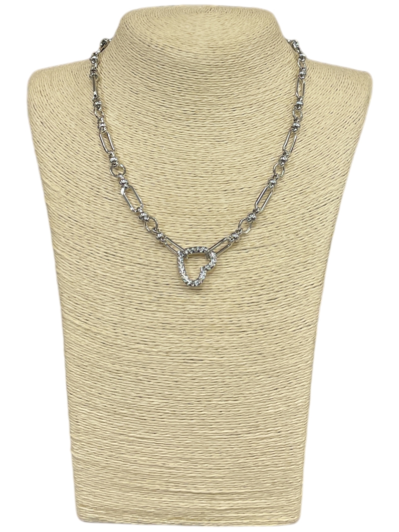 QN4588 HEART CHAIN IN CENTER NECKLACE
