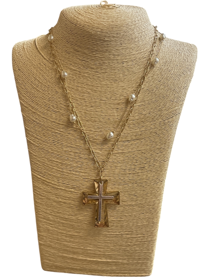 QN4773 TWO TONE THIN PEARL & CROSS NECKLACE
