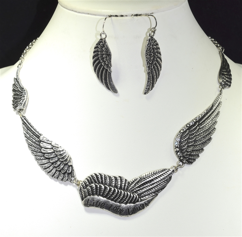 QNE10558 ANGEL WINGS NECKLACE SET