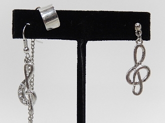 SE9299 MUSIC NOTE EARCUFF