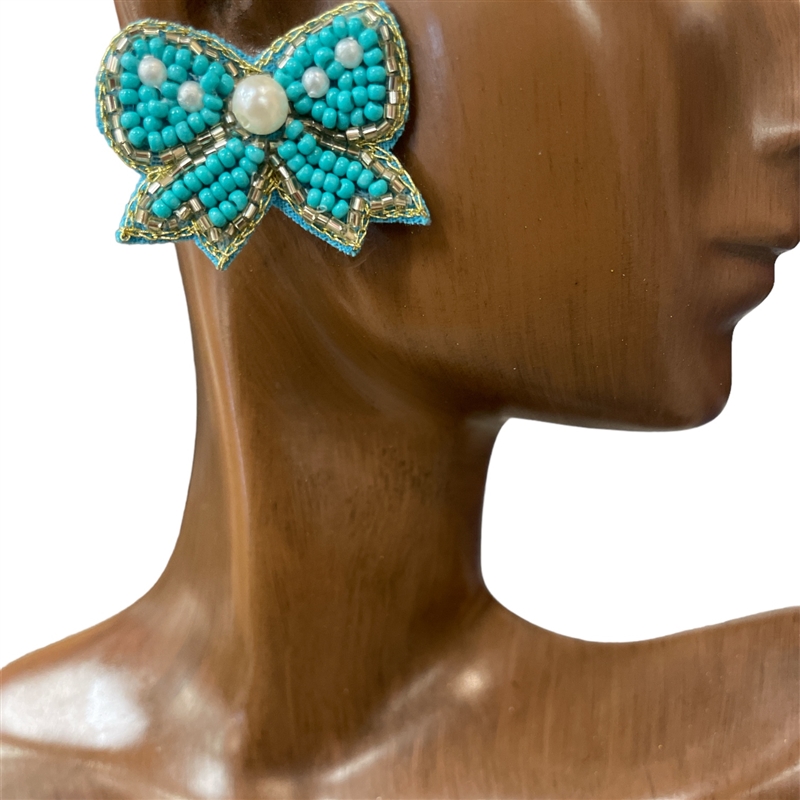 SKE-0956 PEARL TURQUOISE BOW SEED BEAD STUD EARRINGS