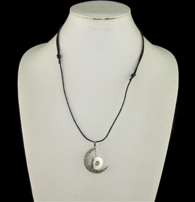 SN022 CRESCENT MOON SNAP BUTTON NECKLACE
