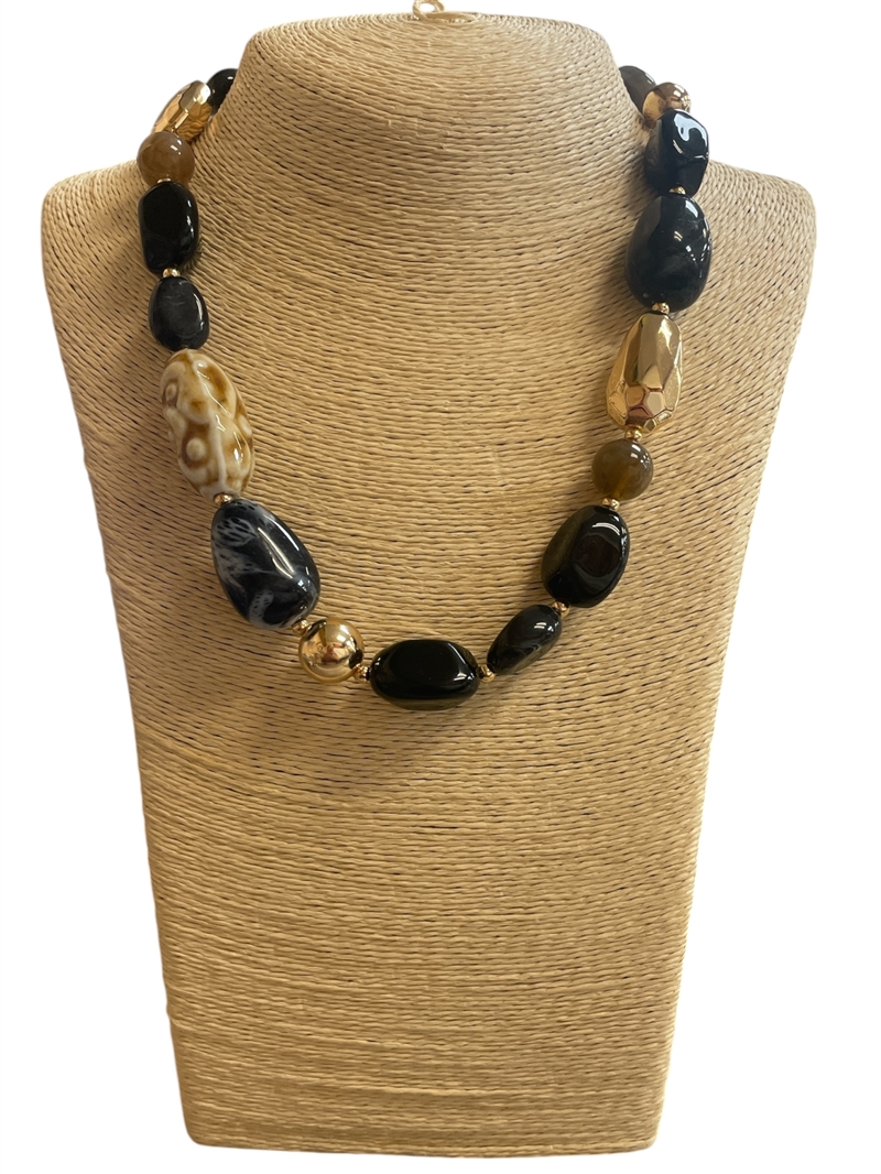 SN1122 GOLD MULTI BEADED ACRYLIC  SHORT NECKLACE