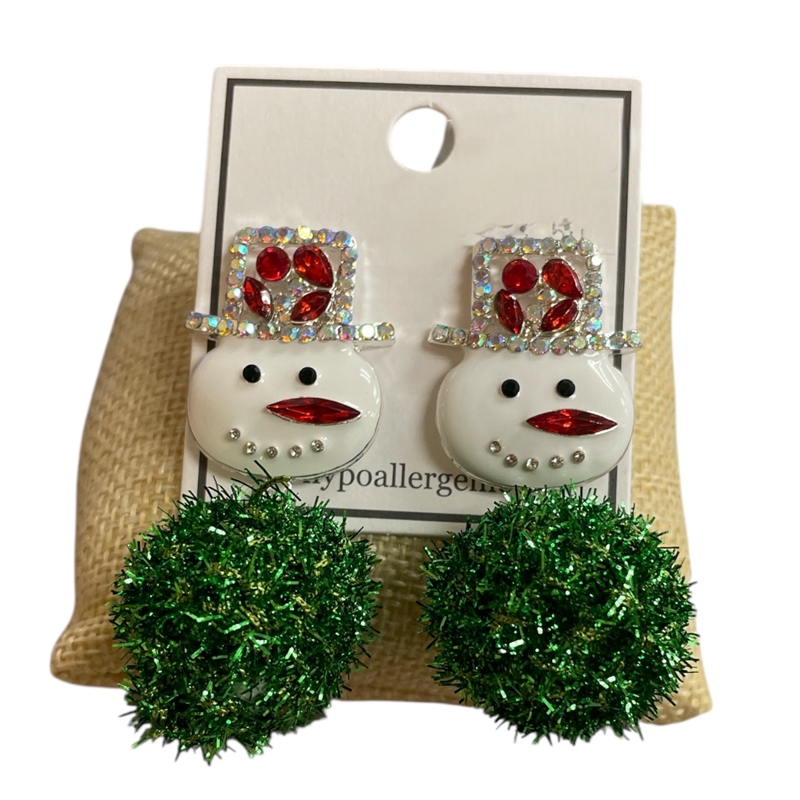 TE11687G  SNOWMAN WITH GREEN POM POM EARRINGS