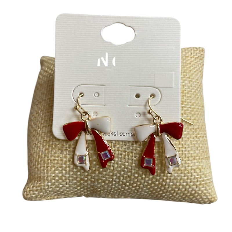 TE11693BG   SMALL BOW WHITE  BURGUNDY EARRINGS