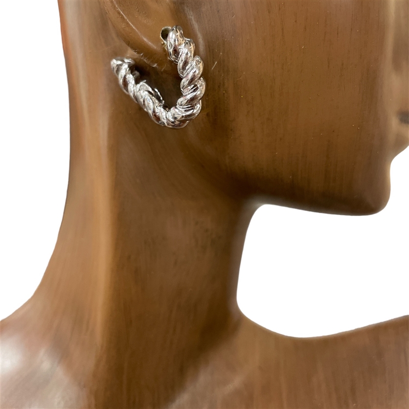 TE9345 TWISTED SMALL HOOP EARRINGS