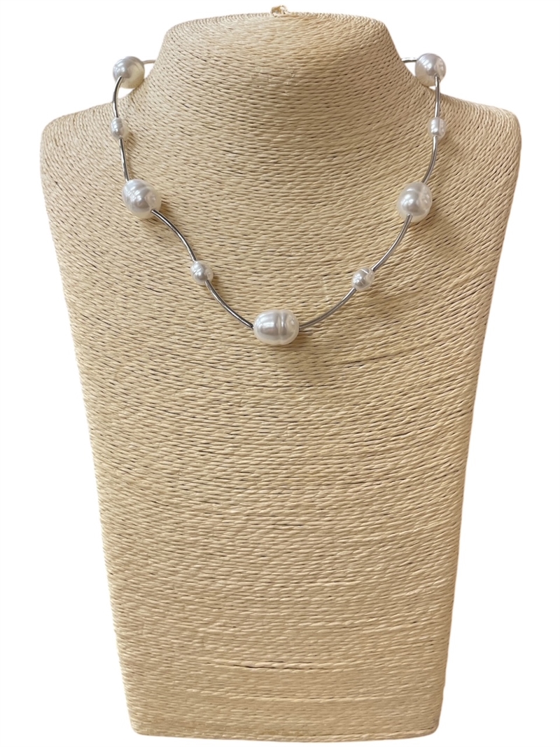 TN9345 18'' PEARL SHORT NECKLACE