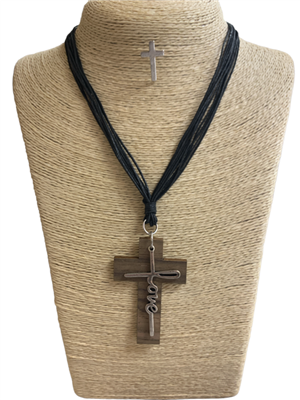 TNE1338 LOVE/ WOODEN CROSS SET NECKLACE