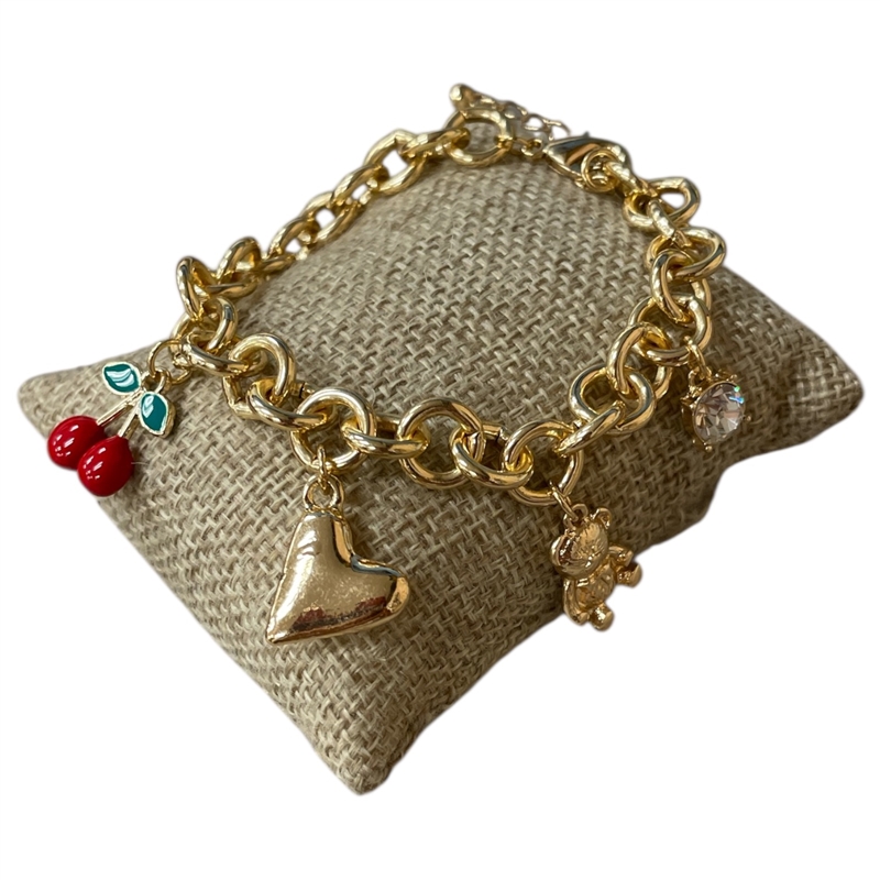 VB1057  CHERRY HEART CHAIN BRACELET