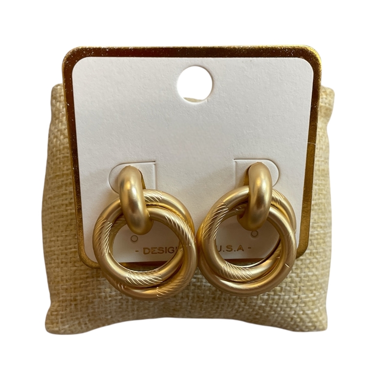 VE1600 MATTE LINKED DOUBLE CIRCLE STUD EARRINGS
