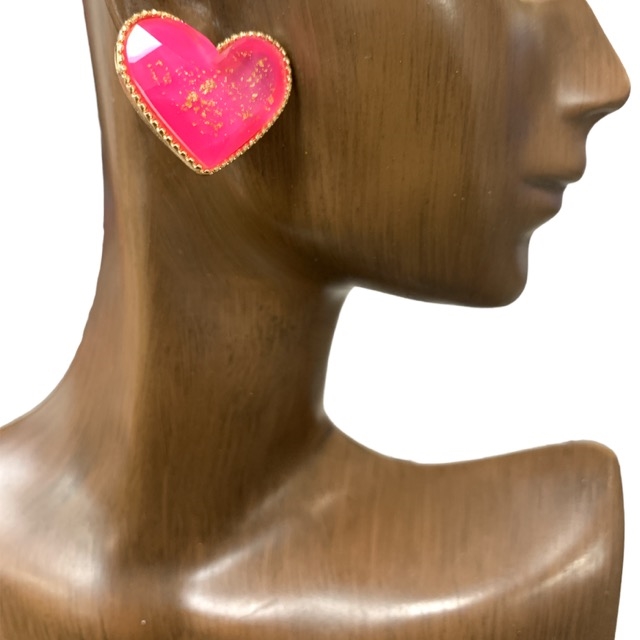 VE3725 STUD MULTI GOLD  HEART  ACRYLIC EARRINGS