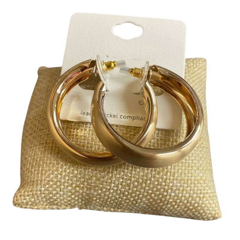VE4537  MEDIUM LIGHTWEIGHT  HOOP EARRINGS