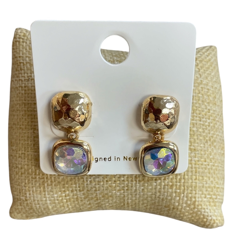 VER6700 SQUARE CRYSTAL POST EARRINGS