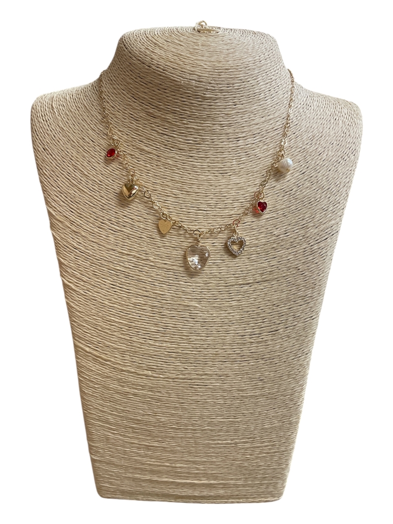 VN1189  HEARTS  CHARMS  NECKLACE