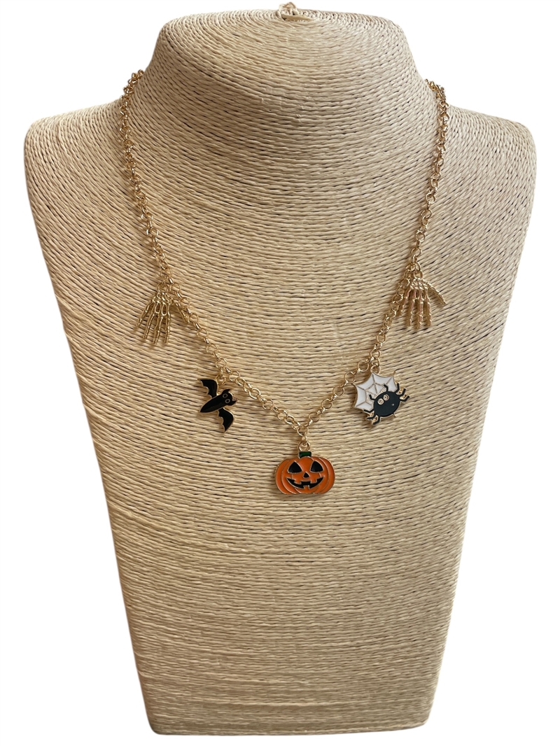 VNE2109  PUMPKIN  CHARMS NECKLACE