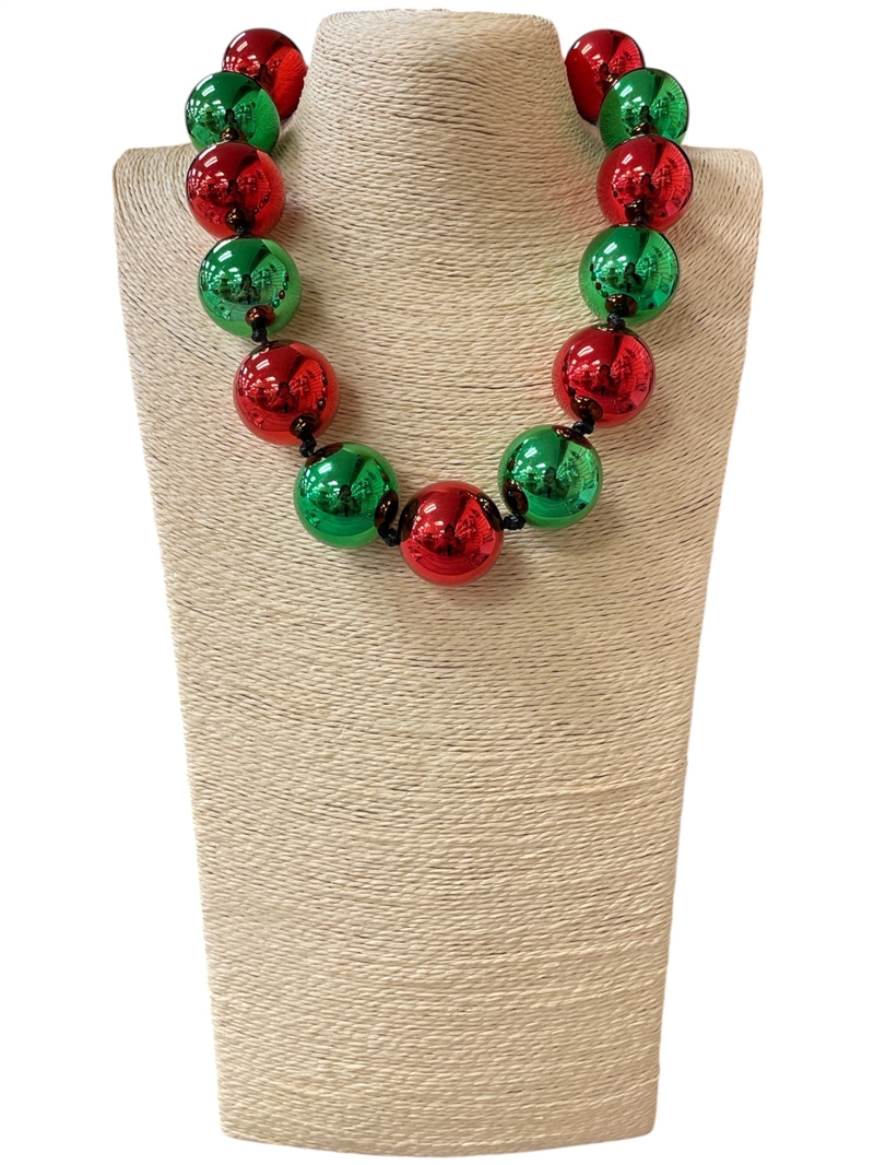W10CW2 RED AND GREEN CHUNKY NECKLACE