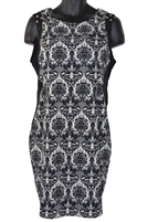 Black and cream print plus size lady's dress, a crew neckline and a full back zipper