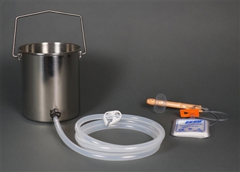 2-Quart Bucket Easy Enema Kit with Inflatable Retention Nozzle