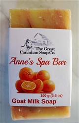 Anne's Spa Bar: Tangerine-themed, with spa products, towels, candles, and fresh fruit.