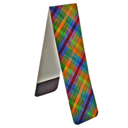 Lenticular magnetic bookmark with colorful rainbow plaid pattern, color changing