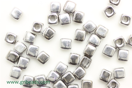 6/0 Cubix 4MM Czech Beads / Full Labrador Silver