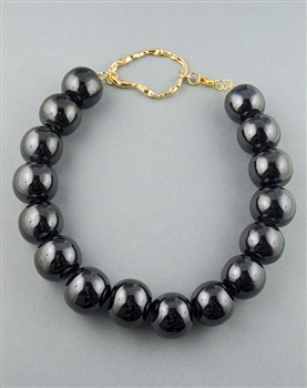 Black Iridescent Beads necklace by Paula Rosellini