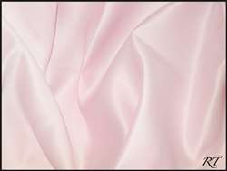 120" Round Matte Satin/Lamour Table Cloths - Ice Pink