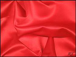 90" Round Matte Satin/Lamour Table Cloths - Red