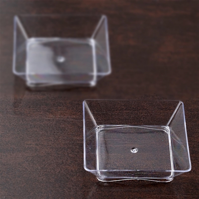 50 Pack - Clear 2.25 x 2.25 Appealing Mini Square Disposable Dessert Plate